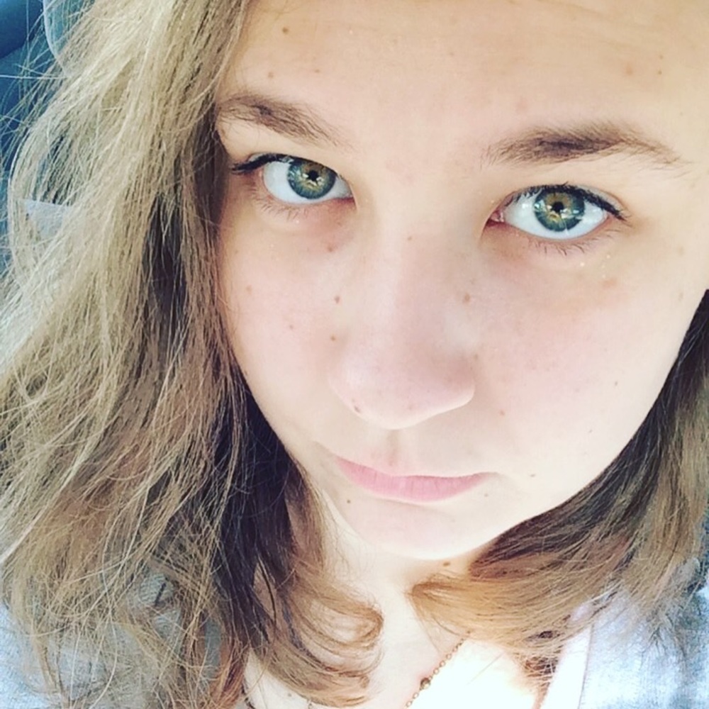 Meet your Posher, Hannah